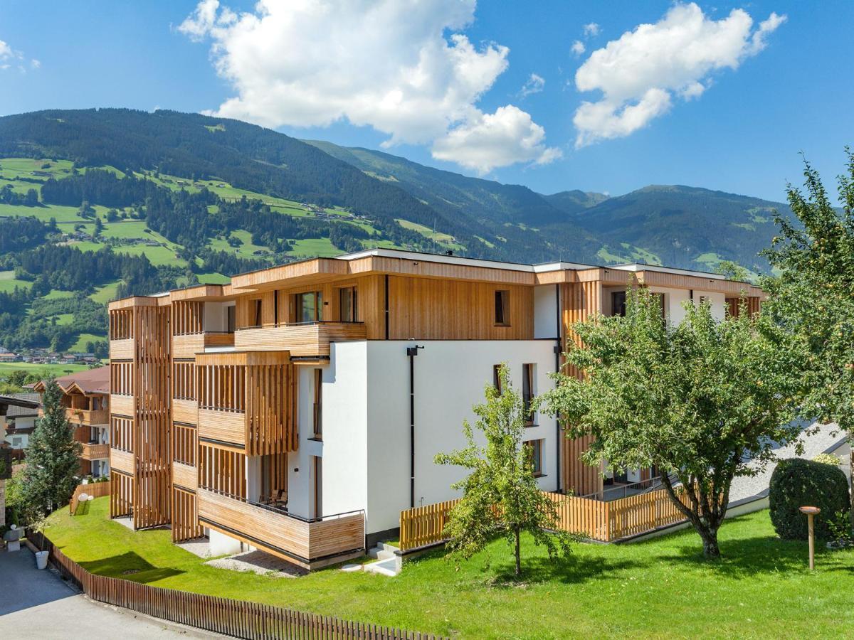 Alpin Apartments Майрхофен Экстерьер фото