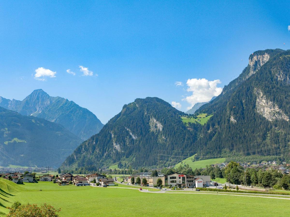 Alpin Apartments Майрхофен Экстерьер фото