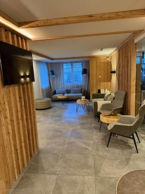 Alpin Apartments Майрхофен Экстерьер фото