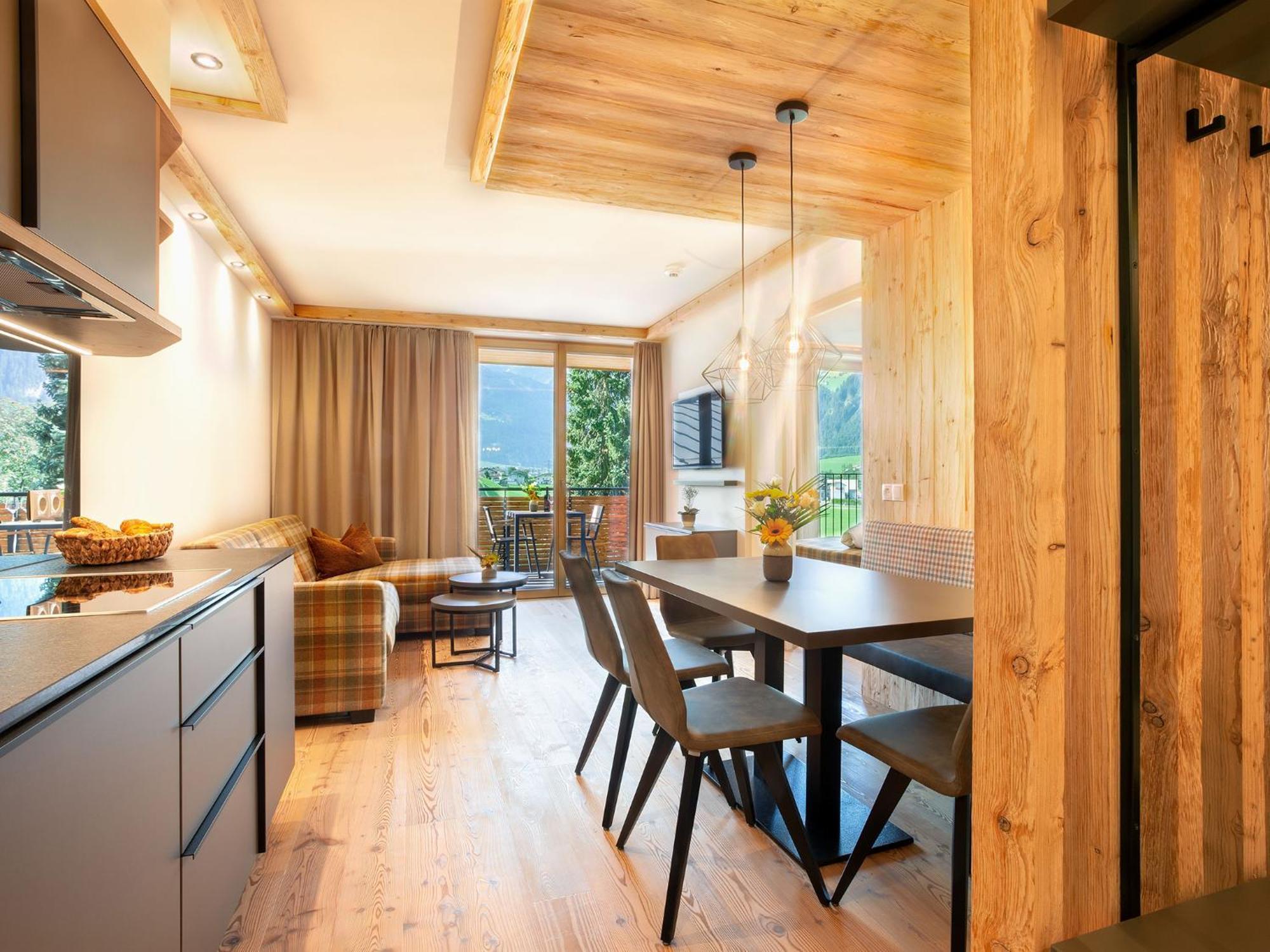 Alpin Apartments Майрхофен Экстерьер фото
